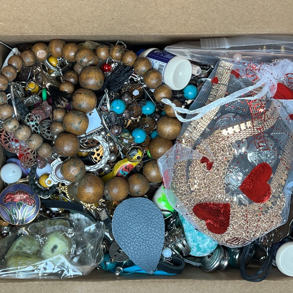 4.5 Lbs Craft Jewelry Lot Broken Repair Repurpose Wearable Resell